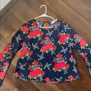Long sleeve blouse - size small
